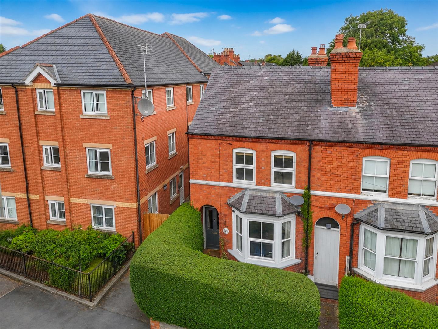 105 Beatrice Street, Oswestry, SY11 1HP For Sale